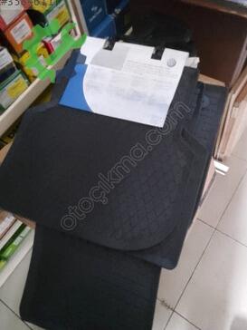 Volkswagen Jetta Paspas 5C6061512 çıkma parça