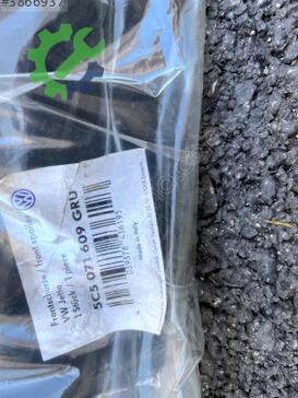 Volkswagen Jetta Tampon Spoyleri 5C5071609GRU çıkma parça