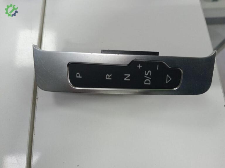 Volkswagen Jetta Vites çıkma parça