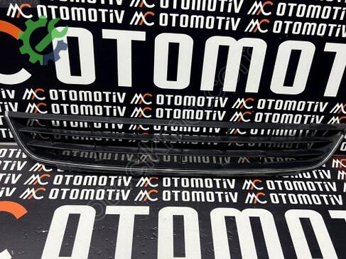 Volkswagen Jetta Tampon Izgarası 5C6853677 çıkma parça