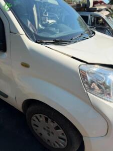 fiat fiorino sol çamurluk beyaz 2015