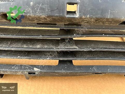 Renault Kadjar Tampon Izgarası 620262369R çıkma parça