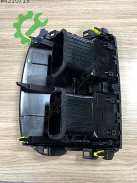 Toyota Corolla Kalorifer Izgarası UNI-IHU-002 çıkma parça