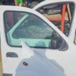 Kangoo 2 sağ sol ön kapılar