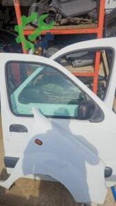 Kangoo 2 sağ sol ön kapılar