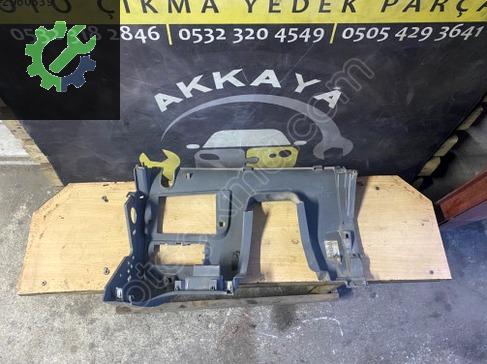 Renault Kangoo Göğüs 681064030 çıkma parça