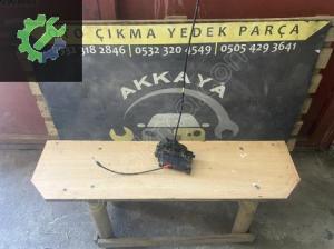 Kangoo 3 Sağ ön Kapı Kilidi Orjinal Çıkma