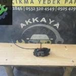 Kangoo 3 Sağ ön Kapı Kilidi Orjinal Çıkma