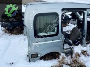 Kangoo Sağ Arka Çamurluk Hatasız Orijinal Çıkma