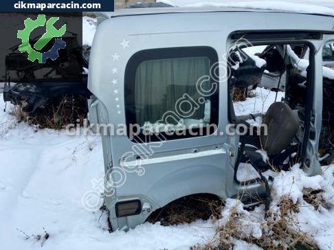 Renault Kangoo Sağ Arka Çamurluk çıkma parça