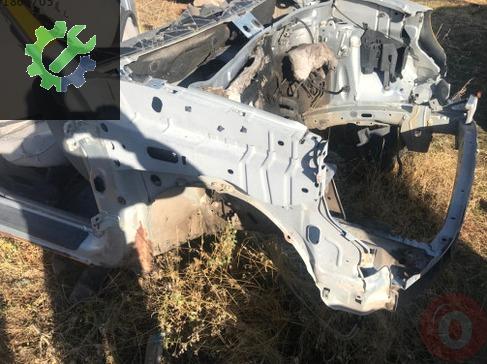 Renault Kangoo Sağ Ön Taşıyıcı çıkma parça