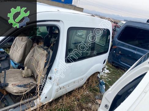 Renault Kangoo Sol Arka Çamurluk çıkma parça