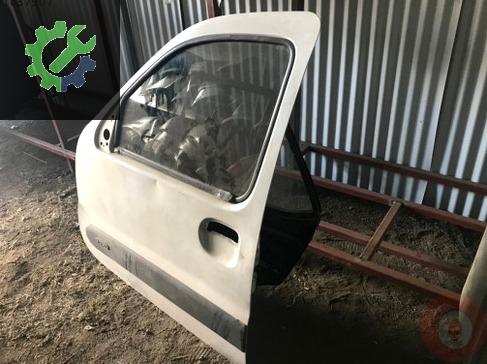 Renault Kangoo Sol Ön Kapı çıkma parça