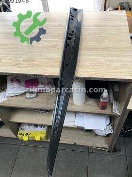 Toyota Yaris Kapı Çıtası 75731-0D200 çıkma parça