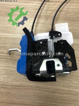 Kia Rio Sol Ön Kapı Kilidi 81311-1W030 çıkma parça