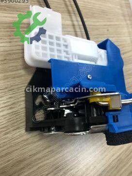 Kia Rio Sol Ön Kapı Kilidi 81311-1W030 çıkma parça