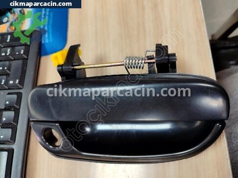 Hyundai Accent Sağ Ön Kapı Kolu çıkma parça
