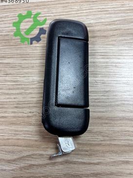 Suzuki Carry Kapı Kolu 82830-77A01 çıkma parça