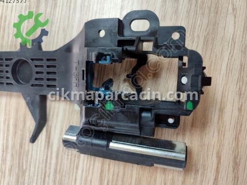 Toyota Corolla Sağ Ön Kapı Kolu 69201-02260 çıkma parça