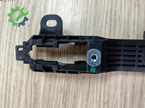 Toyota Corolla Sağ Ön Kapı Kolu 69201-02260 çıkma parça