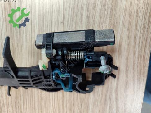 Toyota Corolla Sağ Ön Kapı Kolu 69201-02260 çıkma parça
