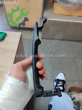 Nissan Qashqai Sağ Ön Kapı Kolu 80640-EB100 çıkma parça