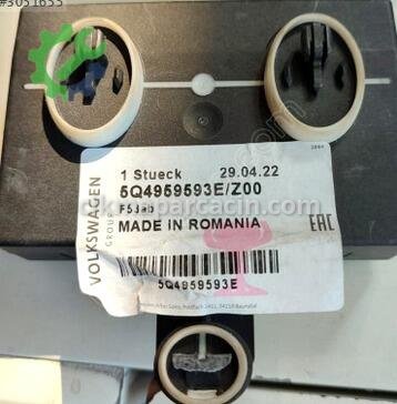 Volkswagen Passat Kapı 5Q4959593E çıkma parça