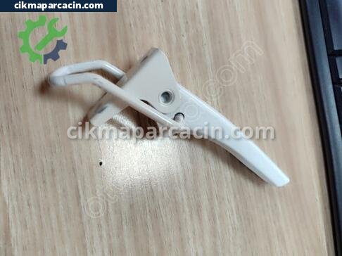 Suzuki Carry Kaput Açma Mandalı çıkma parça