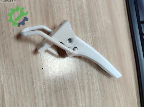 Suzuki Swift Kaput Açma Mandalı çıkma parça