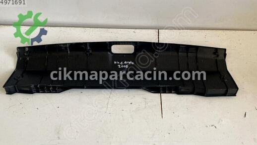Kia Carens Bakalitler 857702F000 çıkma parça