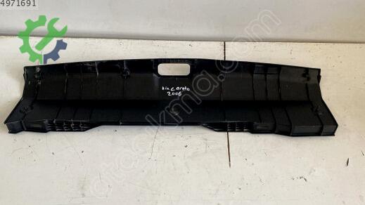 Kia Carens Bakalitler 857702F000 çıkma parça