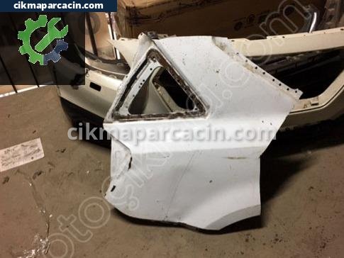 Kia Ceed Sağ Arka Çamurluk çıkma parça