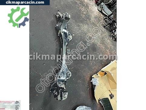 Kia Ceed Travers çıkma parça