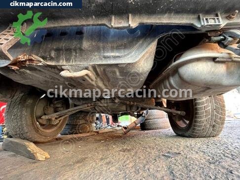 Kia Cerato Arka Dingil çıkma parça