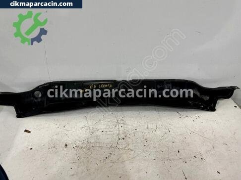 Kia Cerato Ön Cam Izgarası çıkma parça