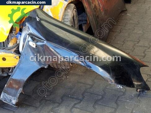 Kia Cerato Sağ Ön Çamurluk çıkma parça