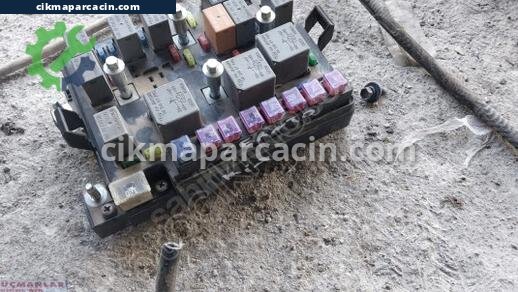 Kia Cerato Sigorta Kutusu çıkma parça