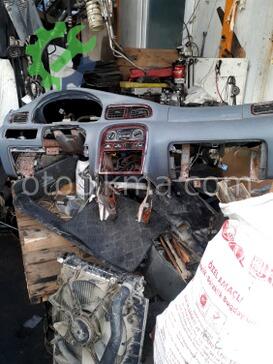Kia Clarus Torpido çıkma parça