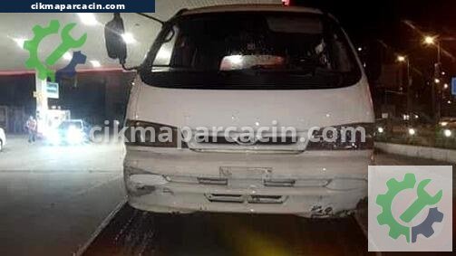 Kia Pregio Ön Çamurluk çıkma parça
