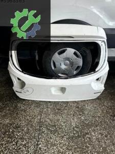 Kia rio bagaj kapağı