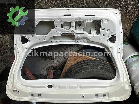 Kia Rio Bagaj Kapağı çıkma parça
