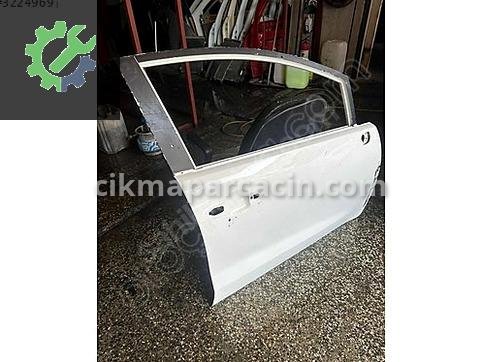 Kia Rio Sağ Ön Kapı çıkma parça