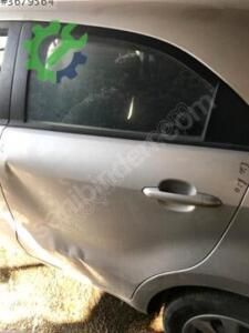 Kia Rio Orijinal Çıkma Sol Arka Kapı