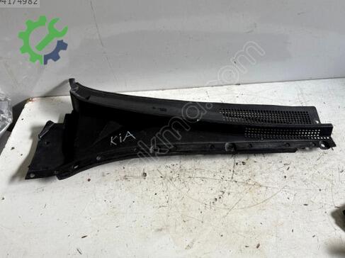 Kia Sorento Ön Cam Izgarası çıkma parça