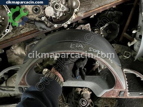 Kia Sorento Havalandırma Izgaraları çıkma parça