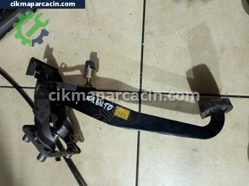 Kia Sorento Pedal çıkma parça