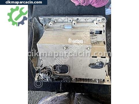 Kia Sorento Torpido Kapağı çıkma parça