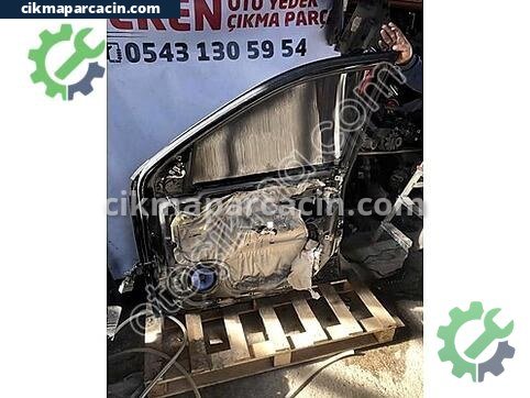 Kia Sorento Sağ Ön Kapı çıkma parça