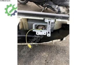 Kia Sorento için Torpido Temizleme ve Bakım Hizmeti