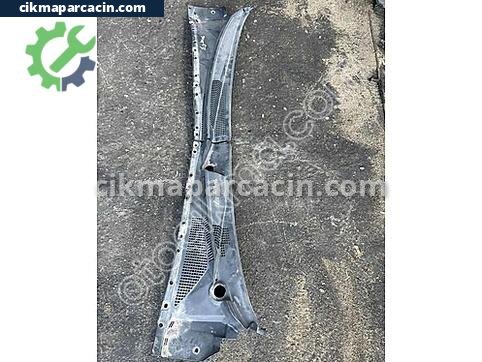 Kia Sorento Ön Cam Izgarası çıkma parça